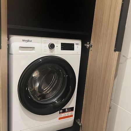 Amsterdam - Nowy Apartament W Centrum Z Prywatnym Zadaszonym Parkingiem Новы-Тарг Экстерьер фото